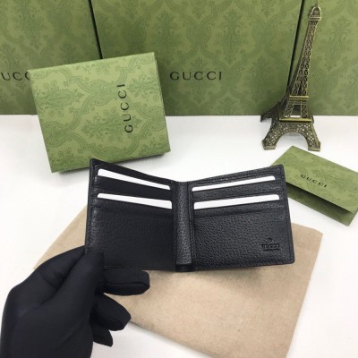 Gucci Bi-fold Wallet In Bee and Star Print Leather GGBS10952