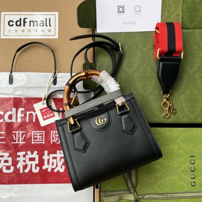 Gucci Diana Mini Tote Bag in Black Calfskin GGBS10176