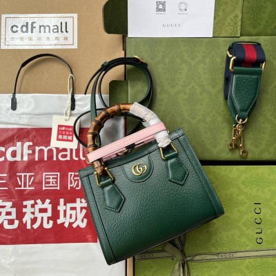 Gucci Diana Mini Tote Bag in Green Calfskin GGBS10182