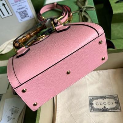 Gucci Diana Mini Tote Bag in Pink Calfskin GGBS10185