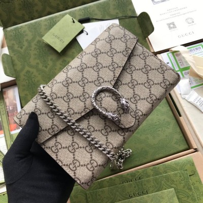 Gucci Dionysus Mini Chain Wallet in Beige GG Supreme Canvas GGBS10922