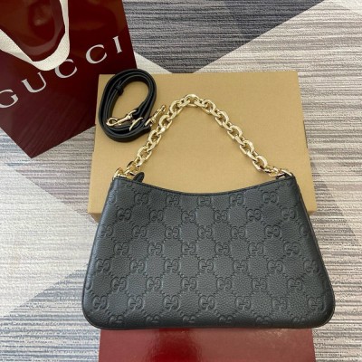 Gucci GG Emblem Small Shoulder Bag in Black GG Grained Leather GGBS10265