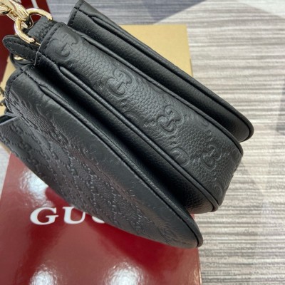 Gucci GG Emblem Small Shoulder Bag in Black GG Grained Leather GGBS10265