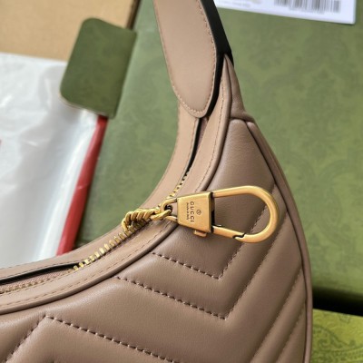 Gucci GG Marmont Half-moon Mini Bag in Nude Chevron Leather GGBS10305