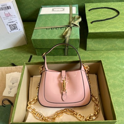 Gucci Jackie 1961 Mini Shoulder Bag in Pink Patent Leather GGBS10547