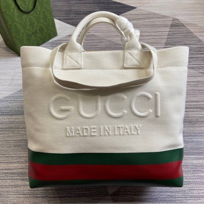 Gucci Medium Tote Bag in Canvas with Embossed Detail GGBS10902