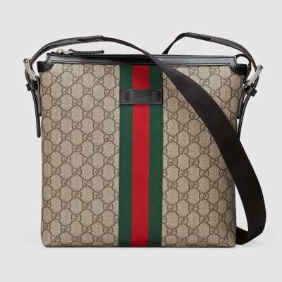 Gucci Messenger Bag in Beige GG Supreme Canvas GGBS10570