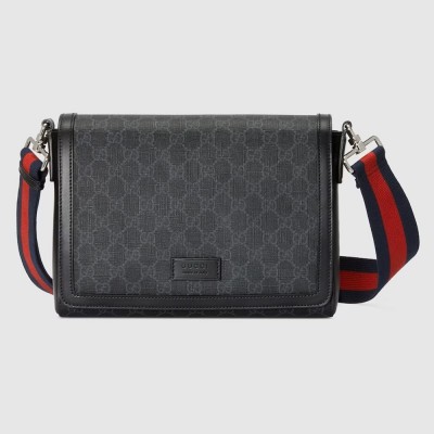 Gucci Messenger Bag in Black GG Supreme Canvas GGBS10577