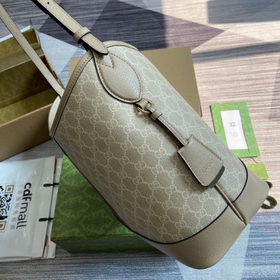 Gucci Ophidia GG Medium Shoulder Bag in White GG Canvas GGBS10693