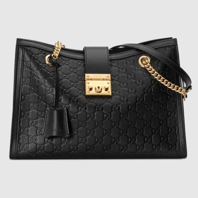 Gucci Padlock Medium Shoulder Bag in Black Signature Leather GGBS10827