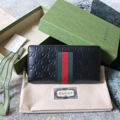 Gucci Zip Around Wallet in Black Signature Leather with Web GGBS10996